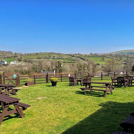The Mary Tavy Inn Marytavy Exteriör bild