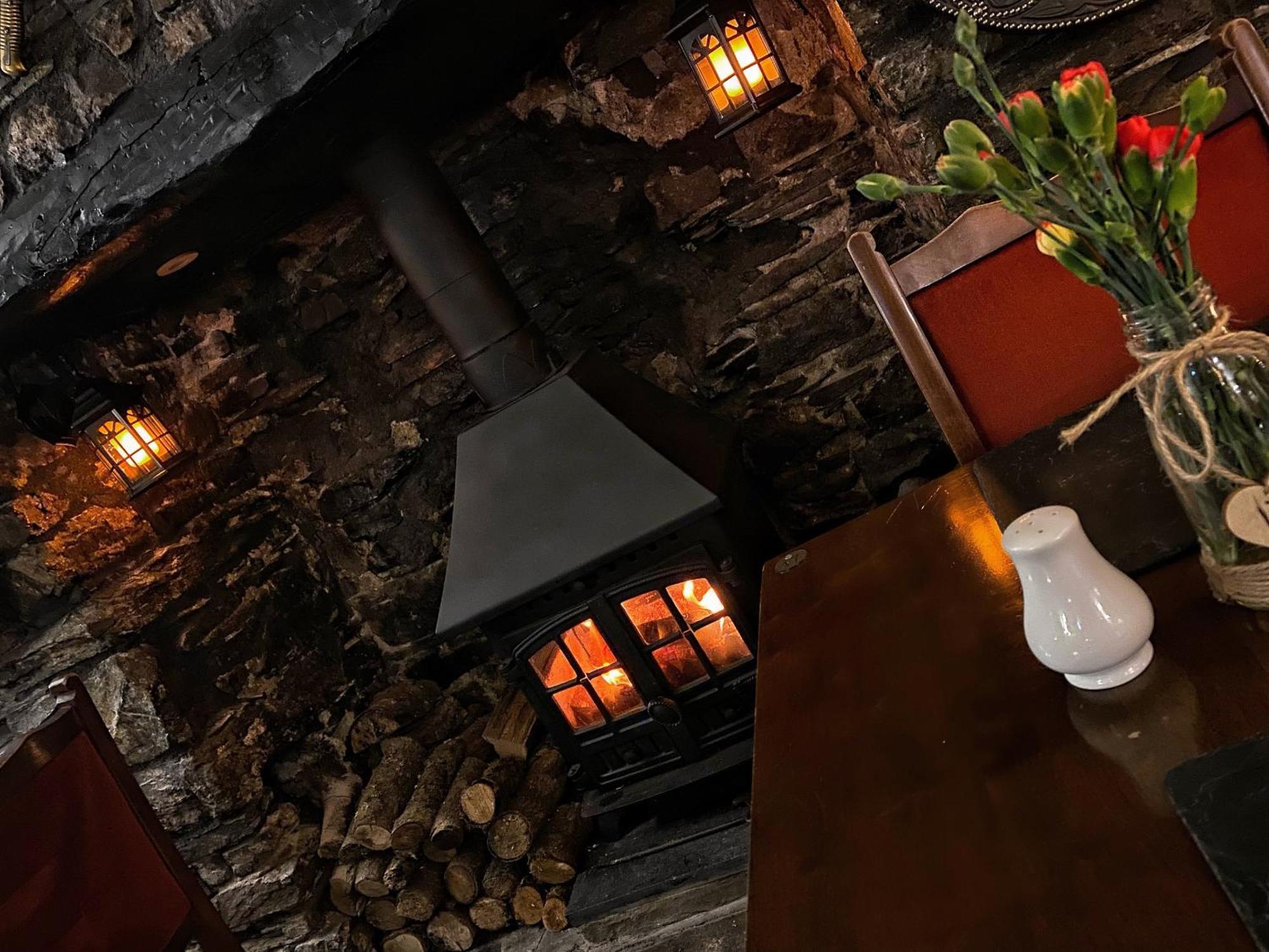 The Mary Tavy Inn Marytavy Exteriör bild