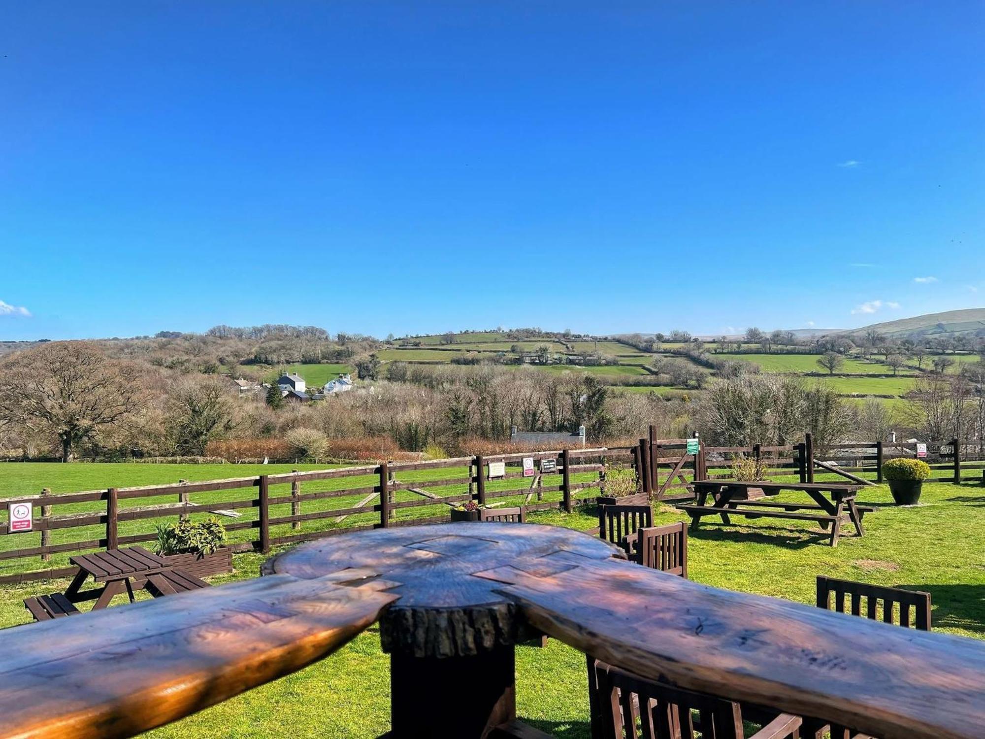 The Mary Tavy Inn Marytavy Exteriör bild