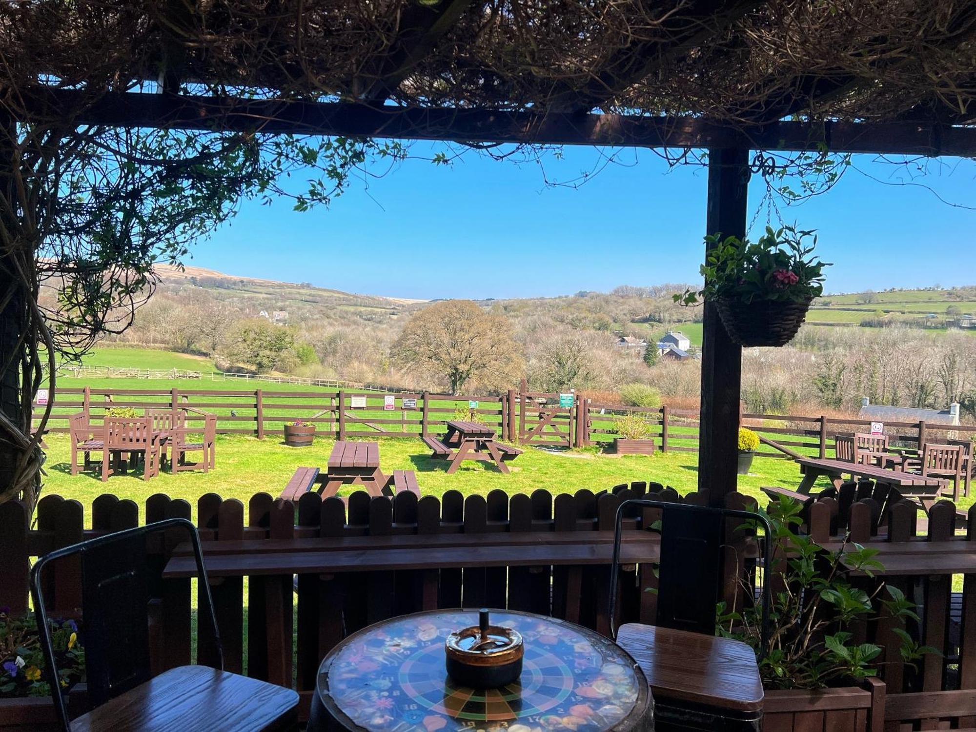 The Mary Tavy Inn Marytavy Exteriör bild